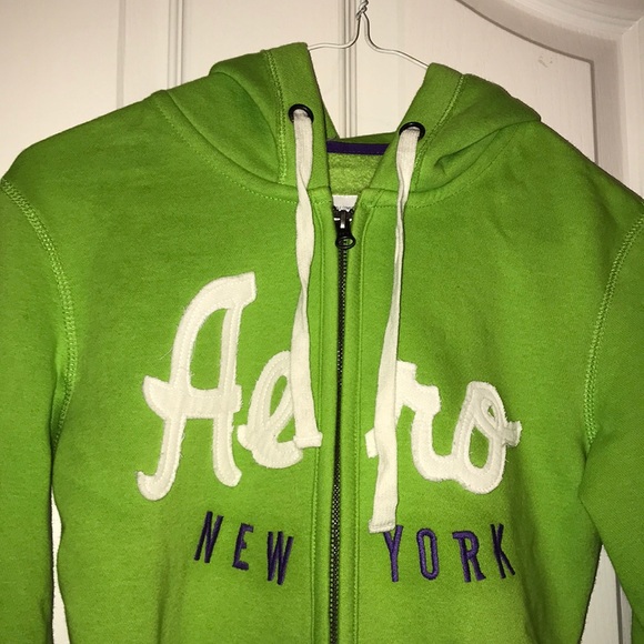 Aeropostale Green Women’s Hoodie S (NWT) - Picture 2 of 5